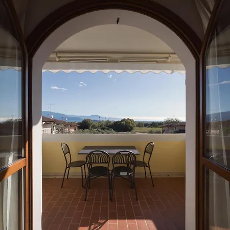 Blu Garda View Apartment *